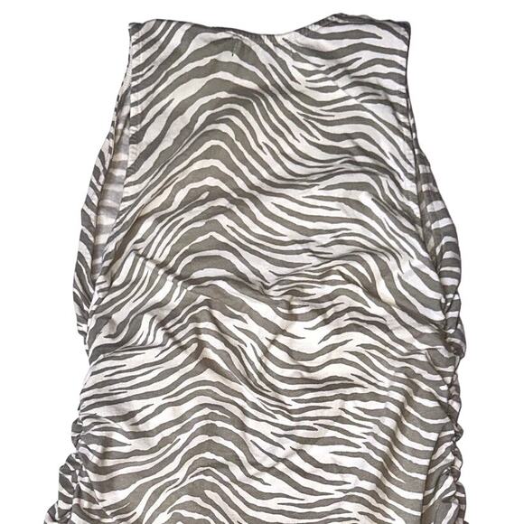 MOTEL Mini Dress V-Neck Bodycon Zebra Cinched Striped Animal Print Grey White S - Picture 4 of 7
